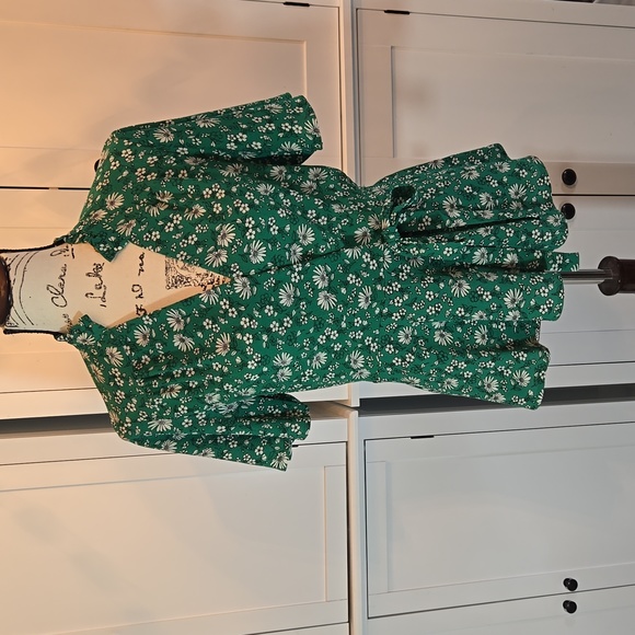 Monteau Tops - Monteau,  green daisy peplum blouse